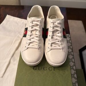 Women's Gucci Ace sneaker with bee (size 38)